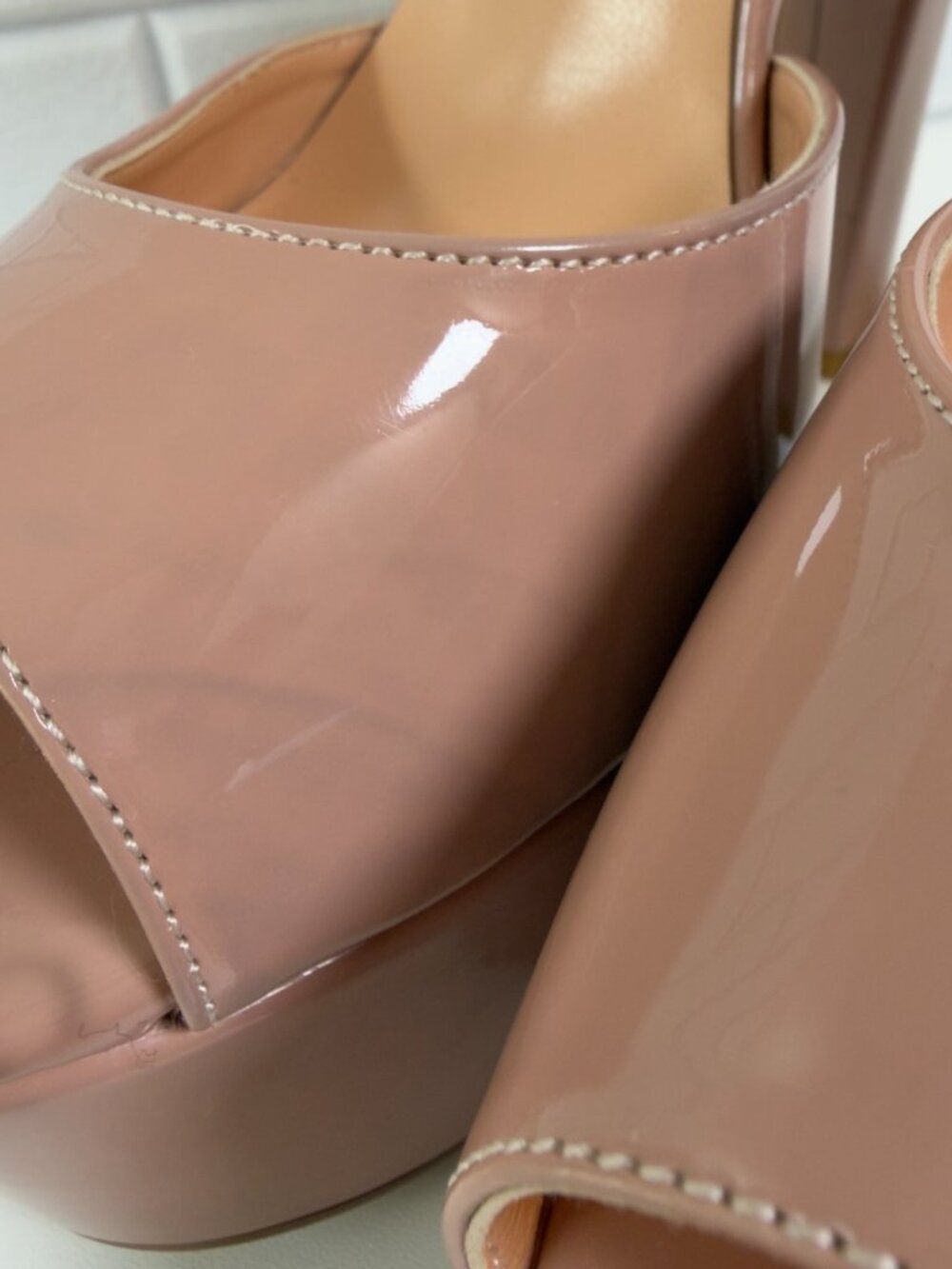 Nude 6" Platform Block Heels Size 7 - Picture 8 of 9